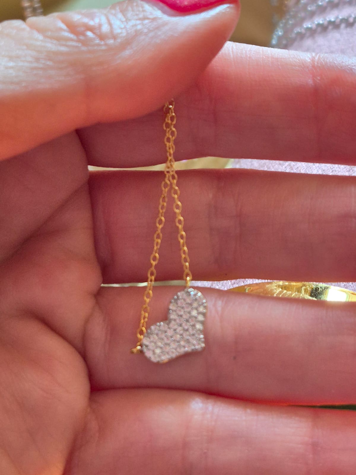 Cuore Brillante con Zirconi
