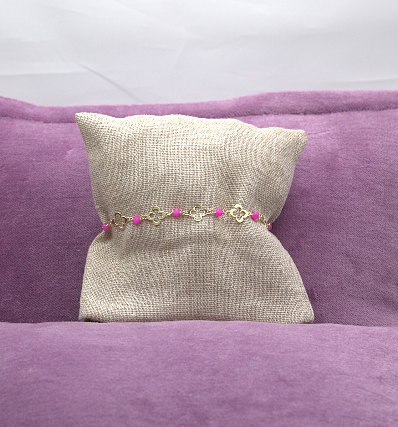 CBR0021010065_Bracciale Fiori e perline fucsia