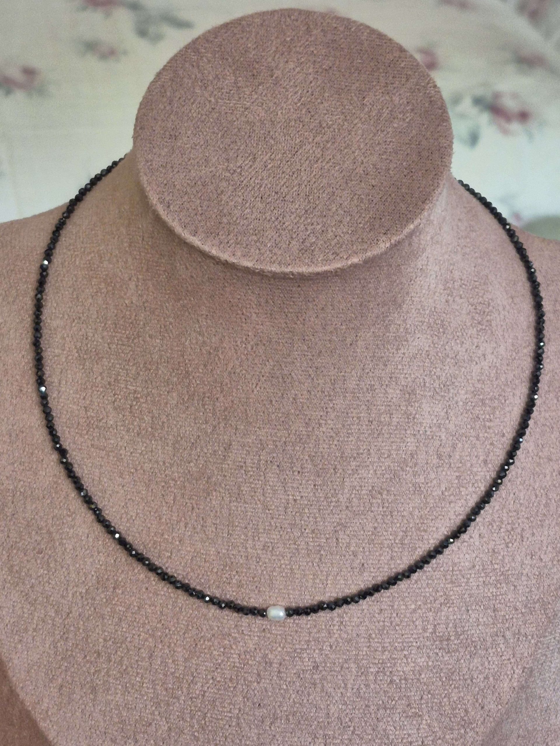 Collana Chicco Di Riso - Pietre Nere